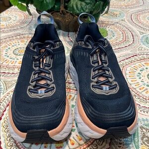 Hoka One One Bondi 6 size 8.5 women’s